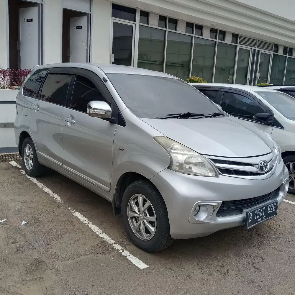 Toyota Avanza 2012 Bensin