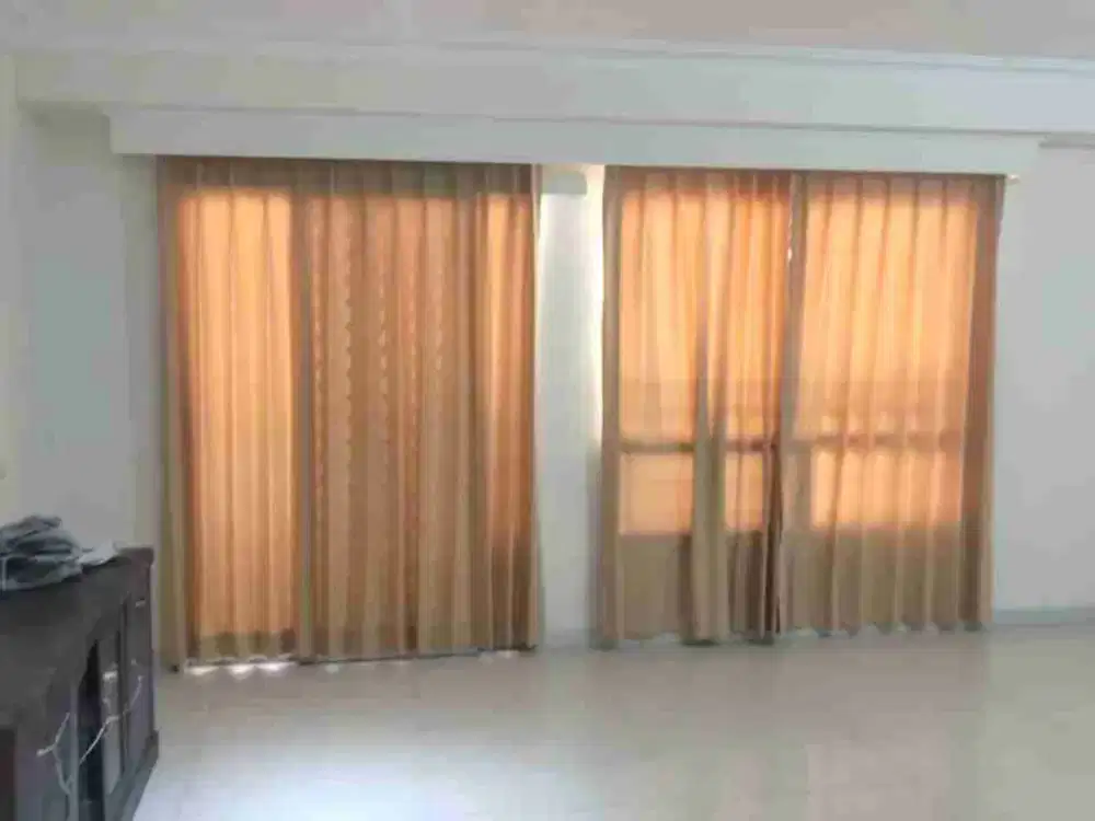 TAMAN BEVERLY 3 BR ‼️Sewa Apartemen dekat Ciputra World