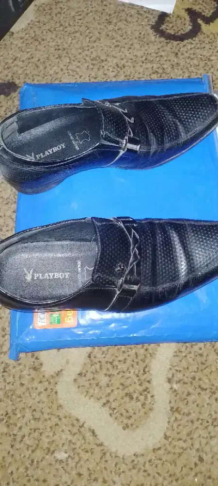 Sepatu bekas Ori merk.playboy.no.41