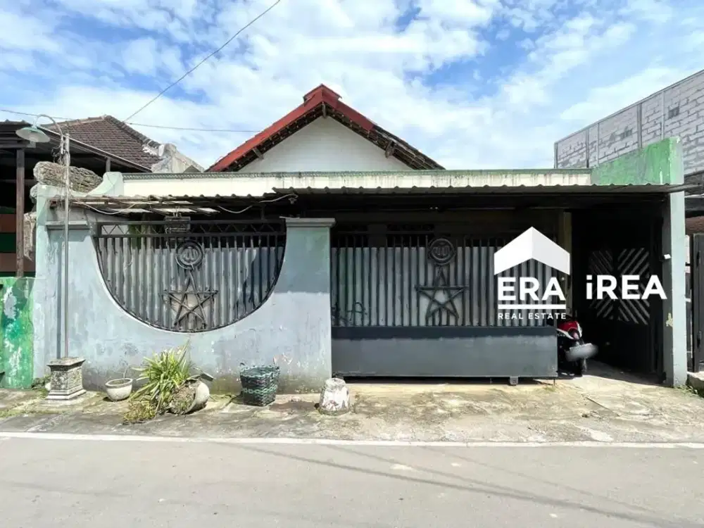 DIJUAL RUMAH DI SOLO DEKAT DE TJOLOMADOE