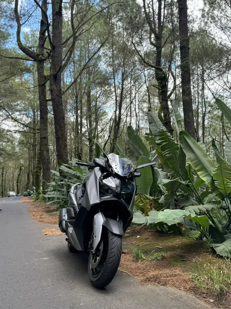 Dijual Yamaha XMAX – Tangan Pertama, Siap Pakai!