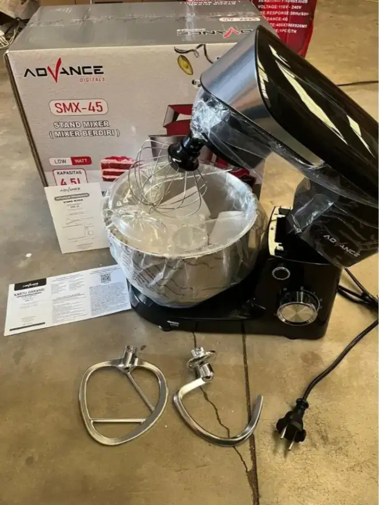 STAND MIXER ADVANCE SMX 4.5 LITER