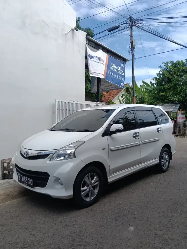 Toyota Veloz 1.5 2012 Matic