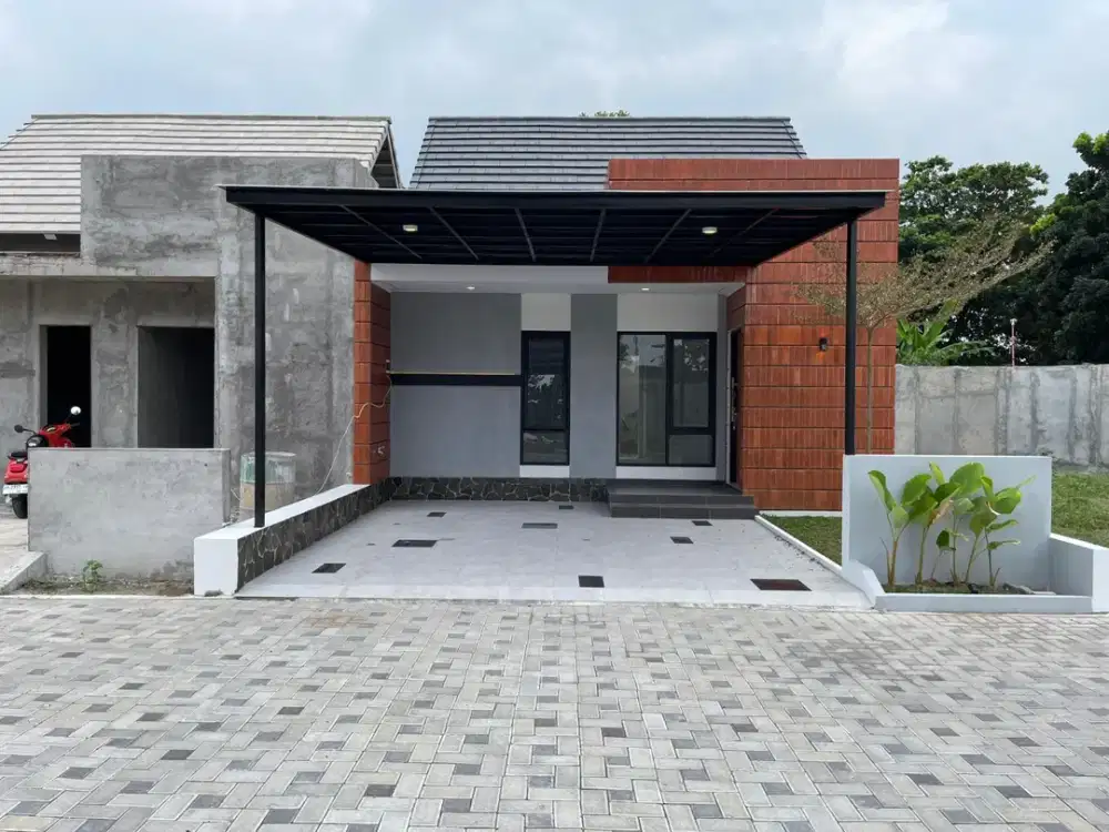 RUMAH SIAP HUNI DESIGN TROPIS MODERN DI CEBONGAN SLEMAN, DEKAT PEMDA SLEMAN