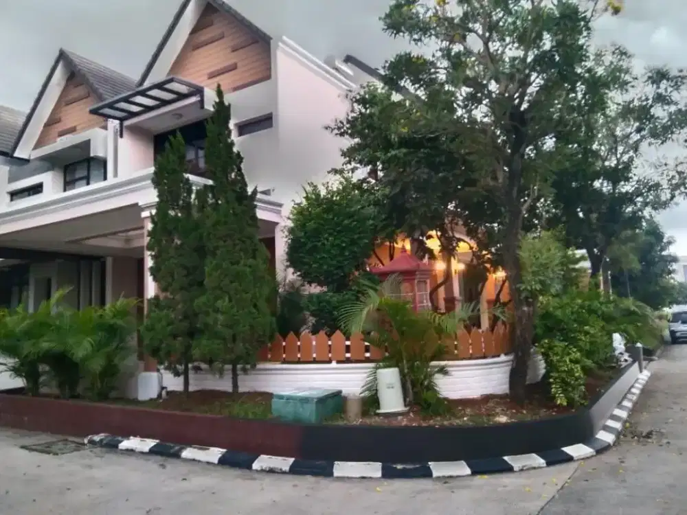 Jual rumah furnished cantik hoek. Cosmo Estate LiPo Cikarang Bekasi.