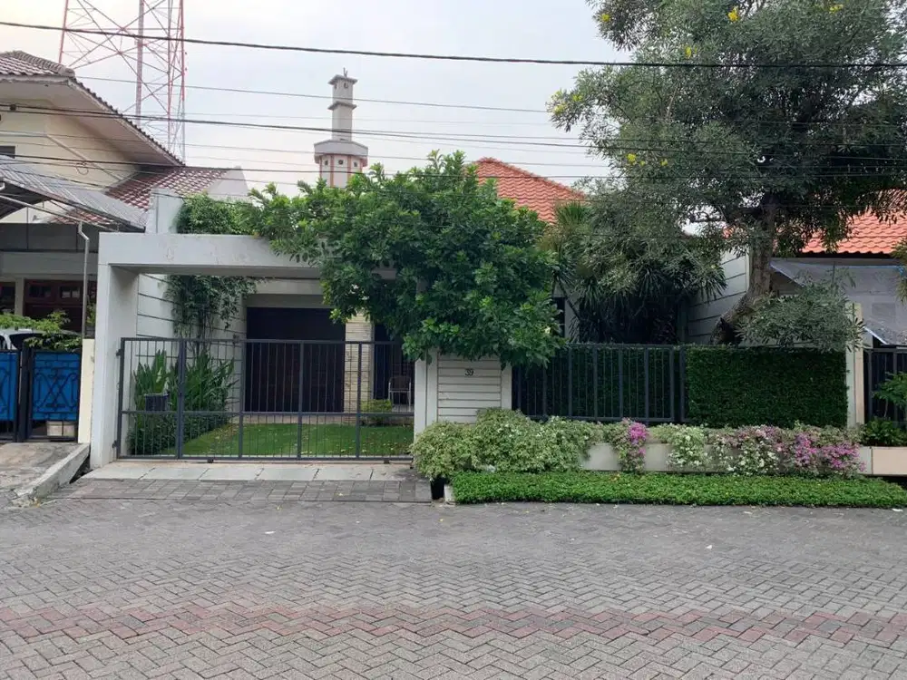 Rumah Di Bukit Permai Darmo Surabaya Bagus Siap Huni Nyaman dan Aman