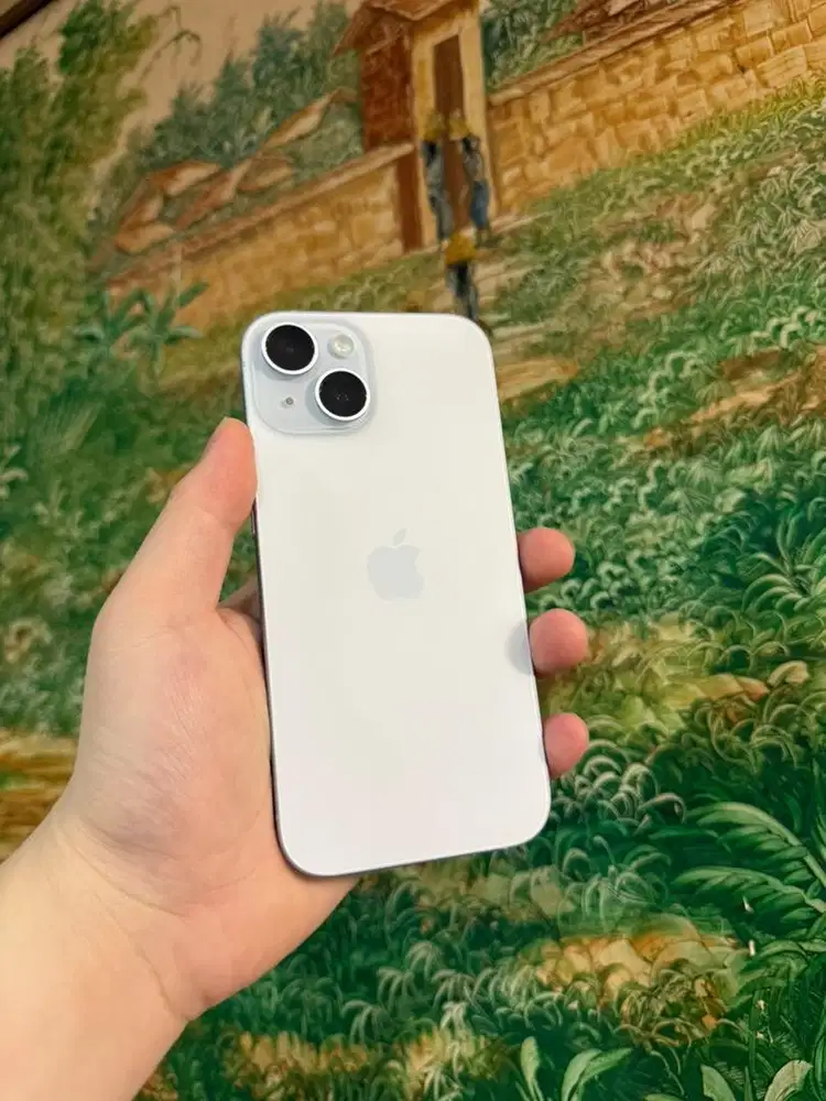 Di jual iphone 15 ibox bh 91  Mulus