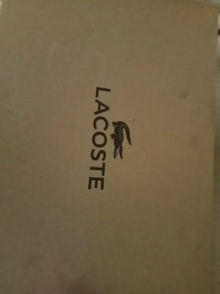 Jual sepatu Lacoste 4 bulan pakai