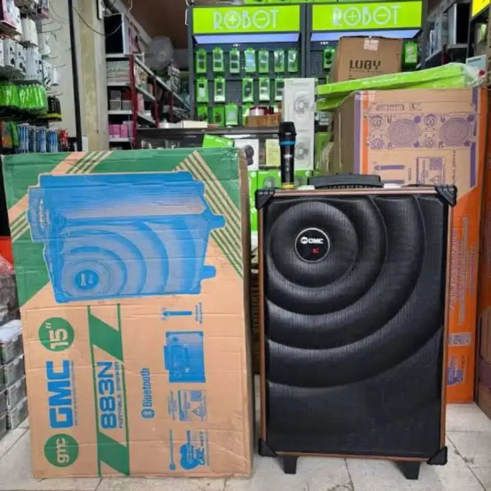 SPEAKER PORTABLE GMC 15INCH 883N