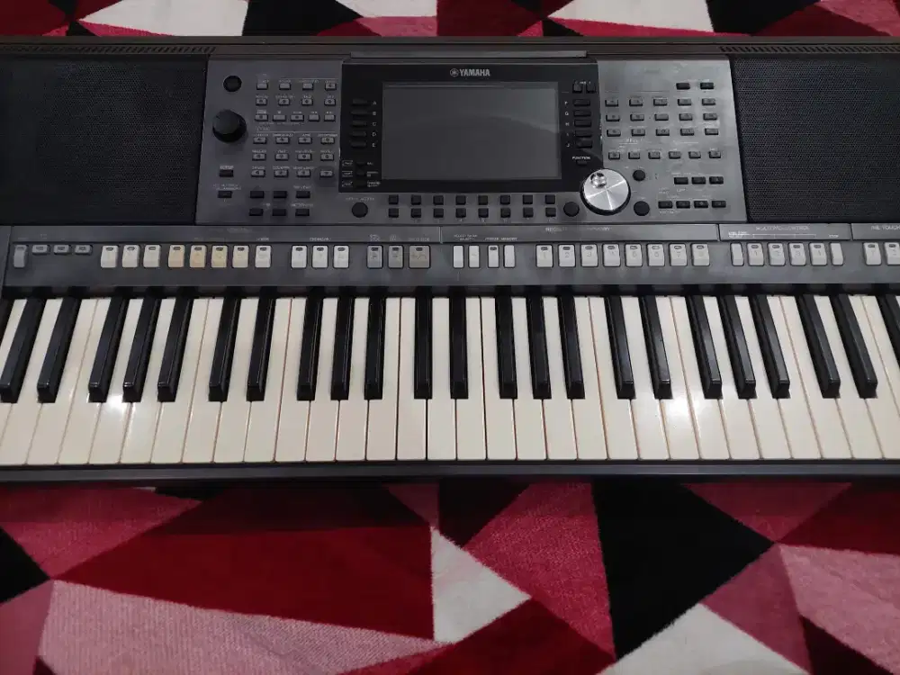 Yamaha PSR S970