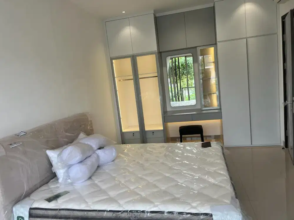 Di Sewa Rumah Pik 2 Ukuran 8x12,5 Furnish