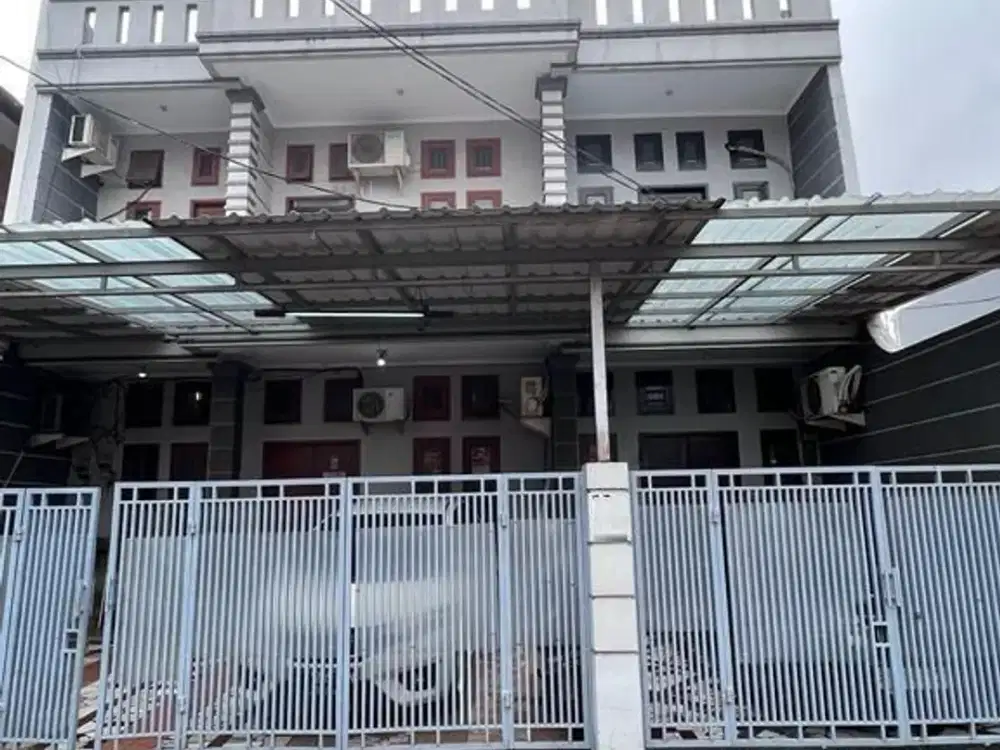 Kosan full 14 kamar plus rumah dalam satu bangunan di kawasan Bendungan Hilir dijual rugi harga nego