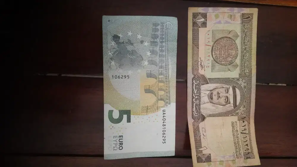 Jual cepat uang kuno 1 rial arab dan 5 euro