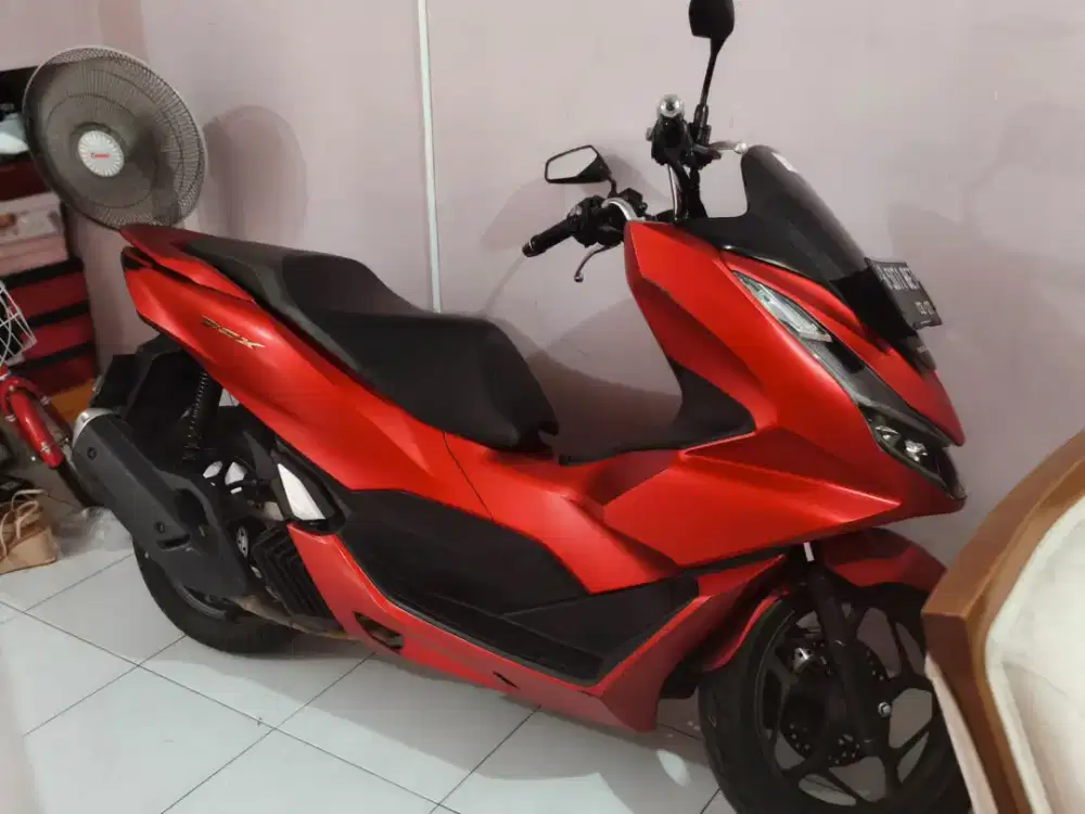 Honda pcx tahun 2022