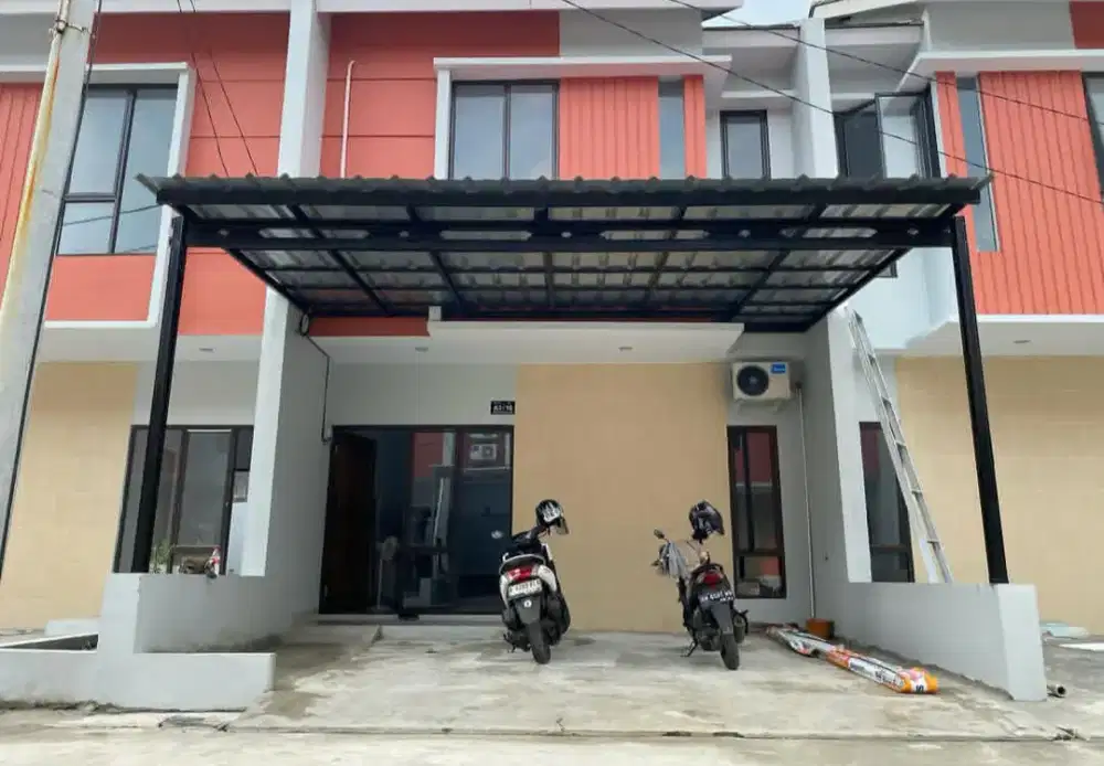 Pasang kanopi rangka baja ringan