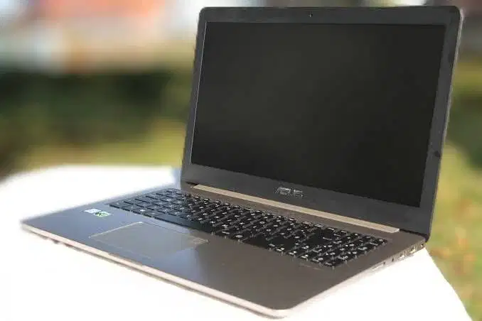Asus vivobook pro 15 OLED