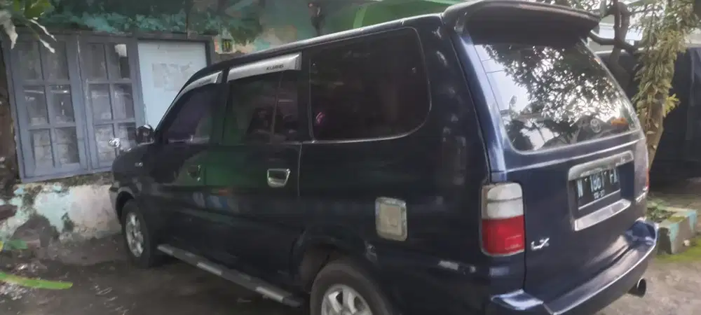 Toyota Kijang 2004 Bensin