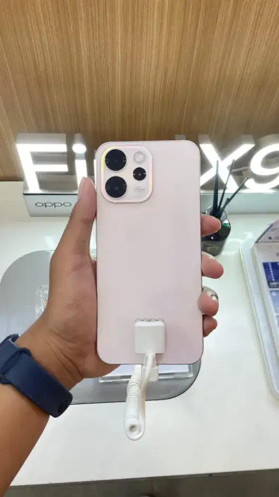 Cicilan Oppo Reno 15f pakai KTP aja