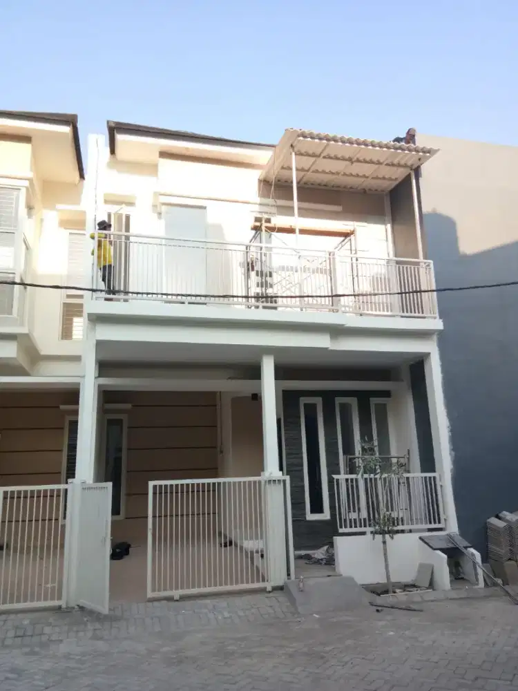 Dijual rumah siap huni Villa Darmo Indah dekat Citraland dan UC