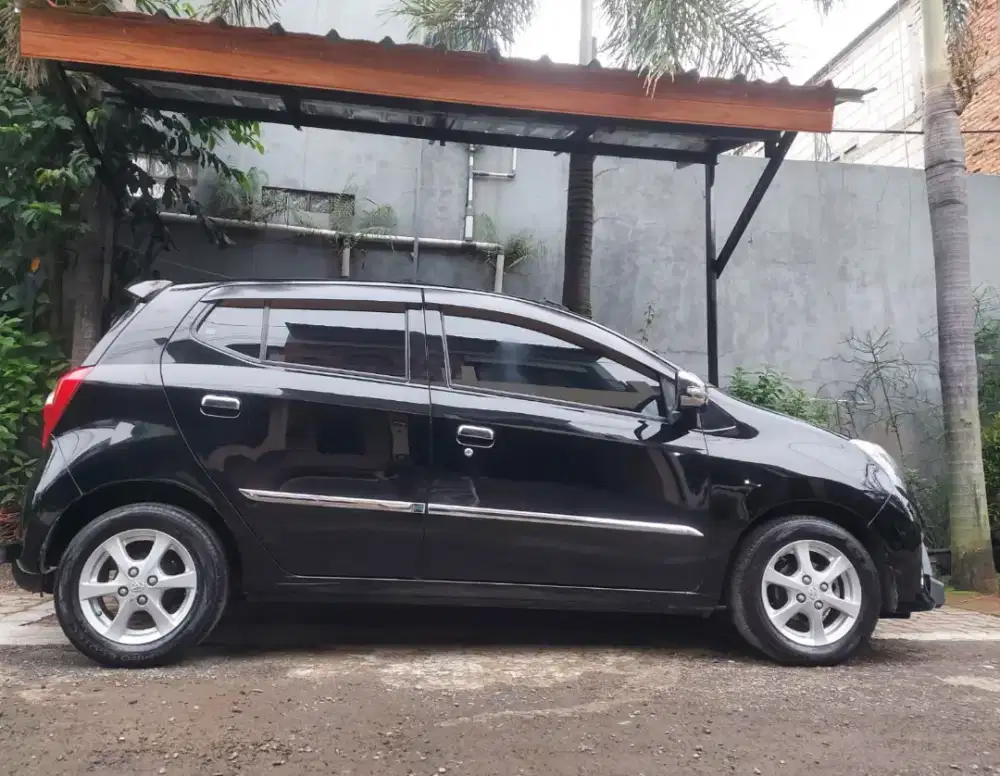 Toyota Agya G 2015 Hitam Automatic Terawat