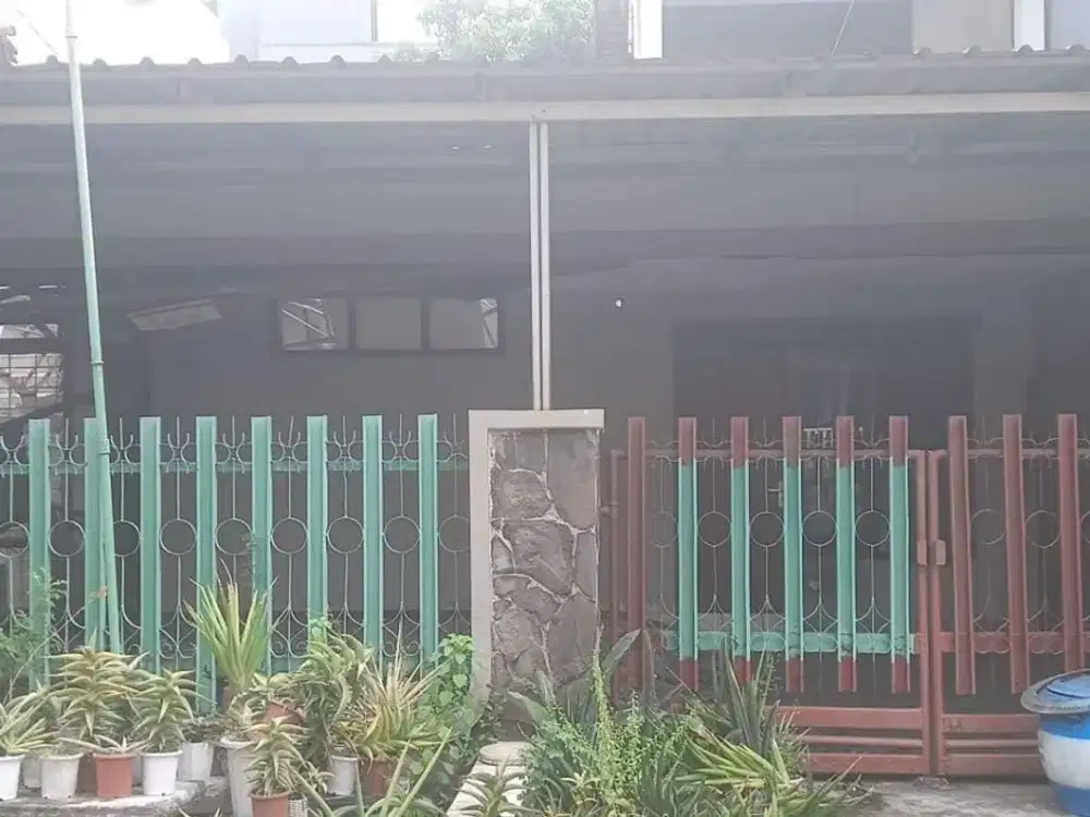 GAYUNGSARI BARAT RUMAH TIDAK JADI MBANGUN