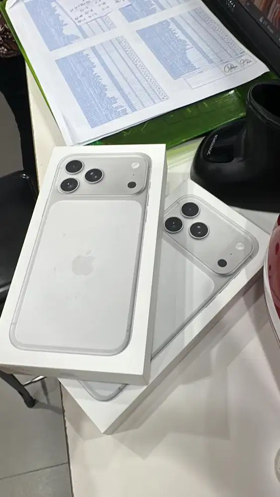 iphone 17 pro dan promax silver garansi resmi tam bisa tukar tambah