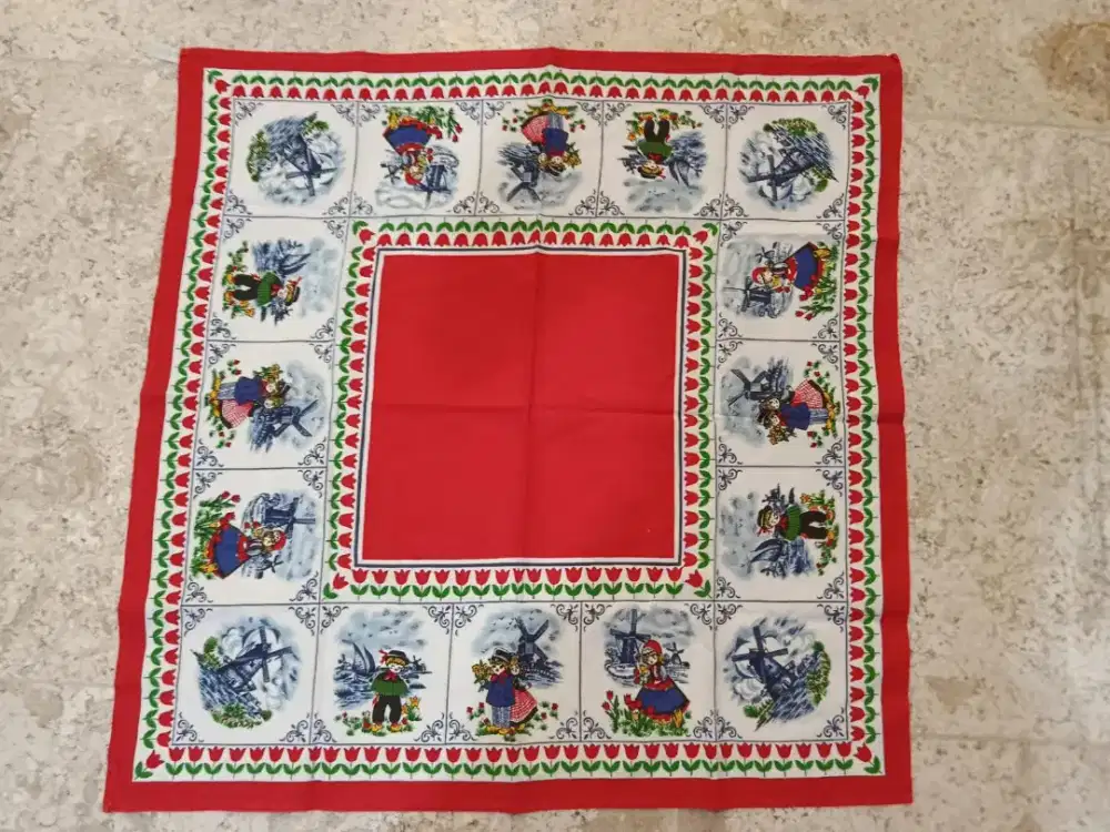 Taplak meja asli holland kecil