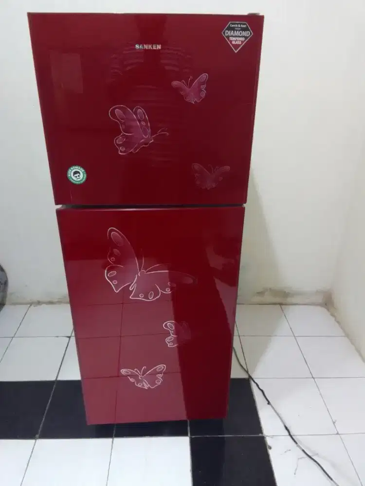 Kulkas sanken 2 pintu mesin di jamin orsinil