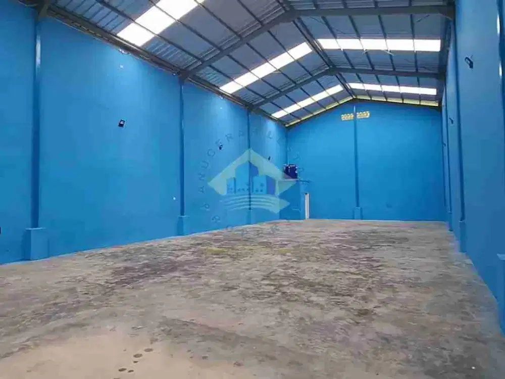 Disewakan Pergudangan di jalan Raya pemda Tigaraksa - Tangerang, Banten.