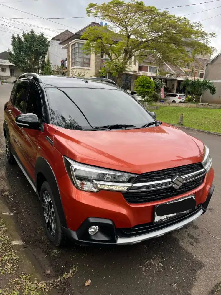 Dijual Mobil Suzuki XL7 Alpha Tahun 2020 Mulus & Siap Pakai