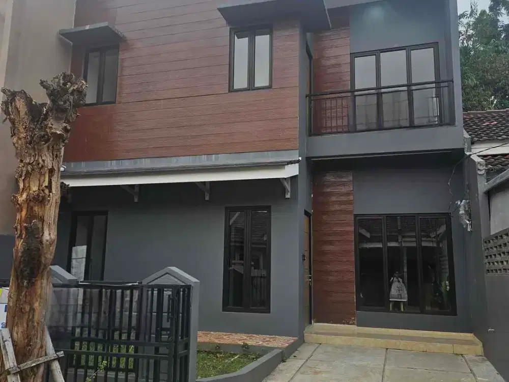 Rumah 2 lt siap huni  bagus rapi  nusa loka BSD