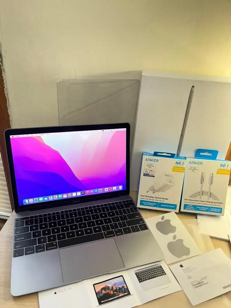 Macbook 12 inch ssd 256gb Core M3 2016/17 Murah Jual Cepat Nego