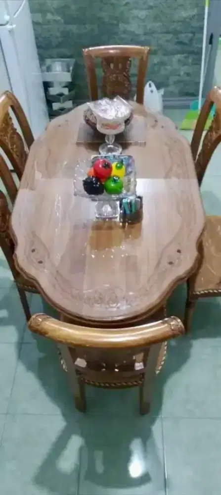 Dijual Meja makan jati 1 set