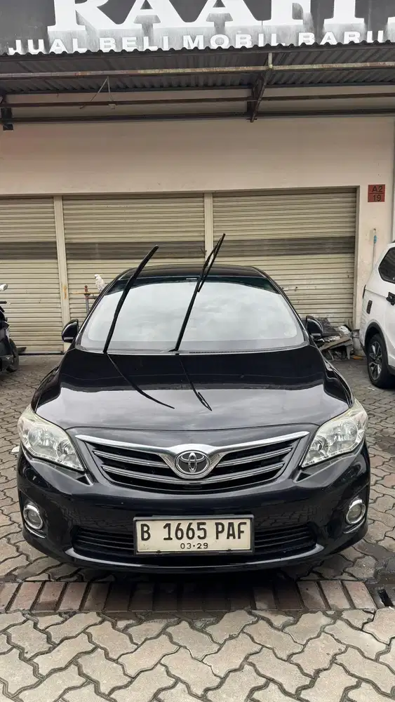 Toyota Corolla Altis 1.8 G AT 2013 Matic Hitam
