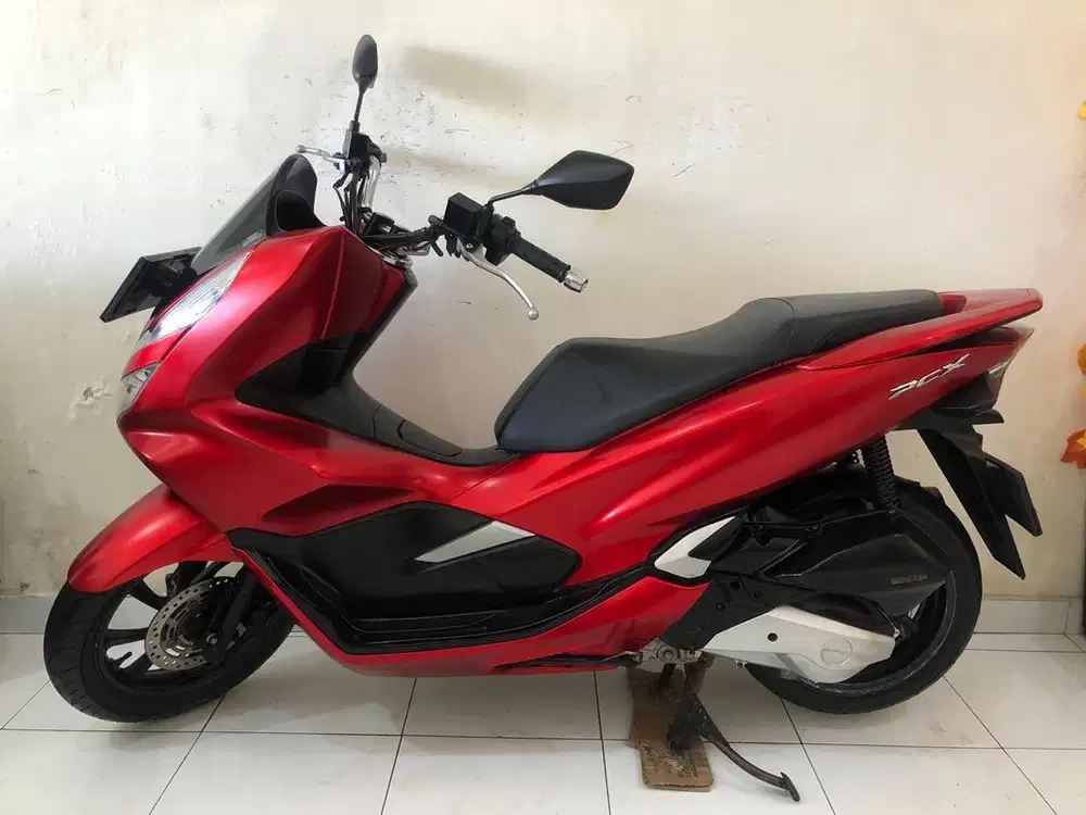 Honda PCX ABS Th.2019 merah!!