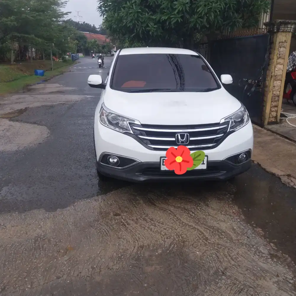 DI JUAL MOBIL CRV TAHUN 2014 WARNA PUTIH