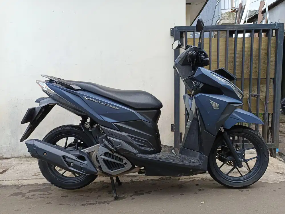 Honda vario led old 150  2017 lengkap orisinil