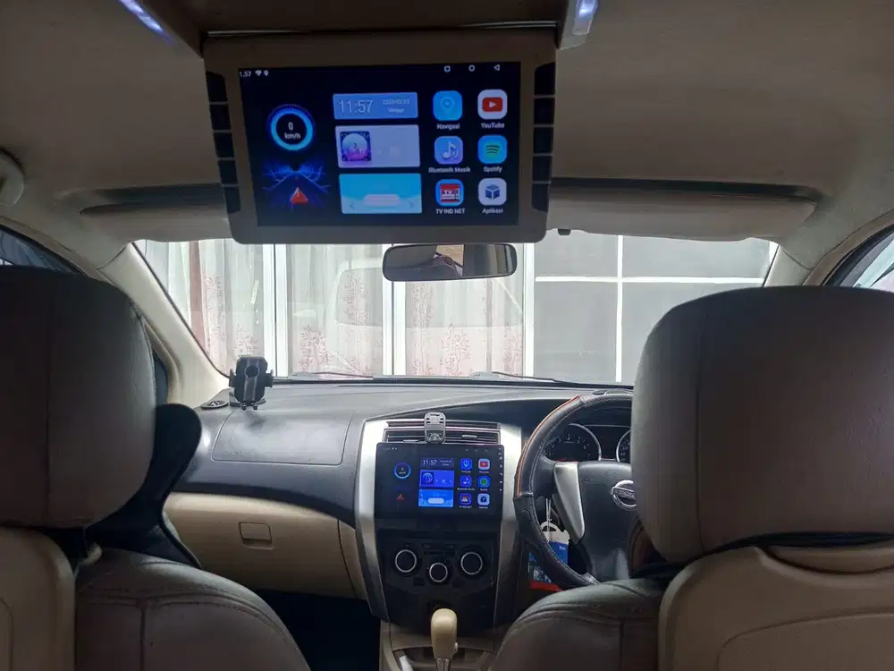 Nissan Livina 2014 Bensin