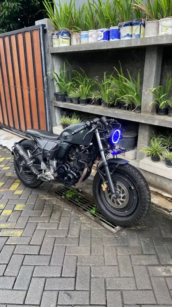 Japstyle bratcafe caferacer byson plat ab tinggal gas gagah