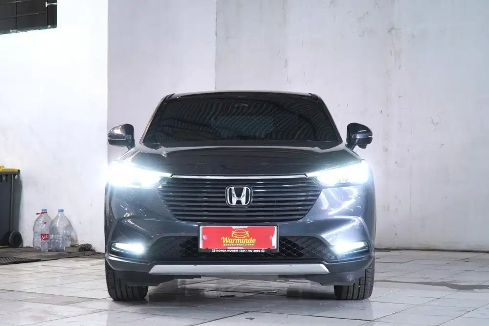 Honda HRV 1.5 SE CVT tahun 2022 Abu abu low KM HR-V Matic AT DP minim