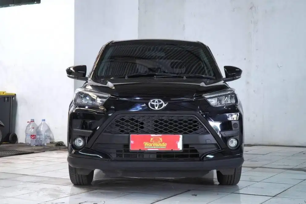 Toyota Raize 1.0 G Turbo CVT 2023 hitam Matic AT DP minim 31 juta