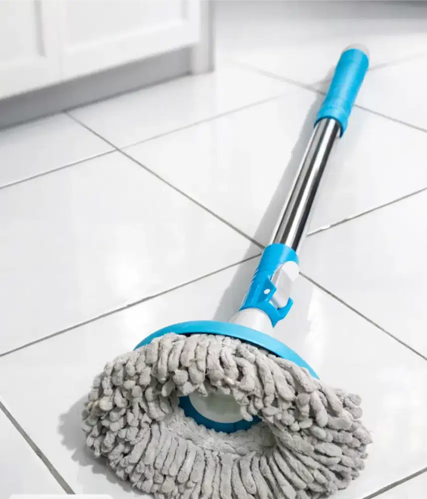 Alat pembersih lantai atau Pelan