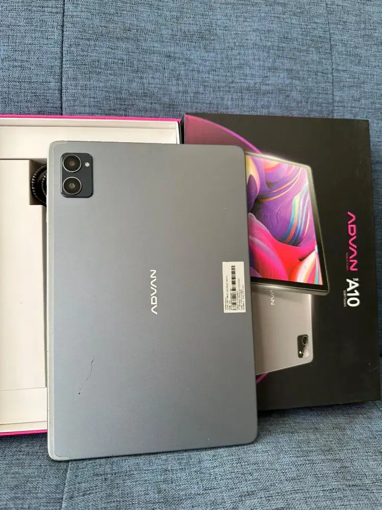 ADVAN TAB A10 RAM 4/64 MULUS LENGKAP WIFI ONLY