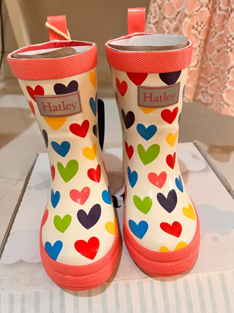 Dijual Boots anak merk Hatley, ukuran USA 7 (14,3 - 15,6cm)