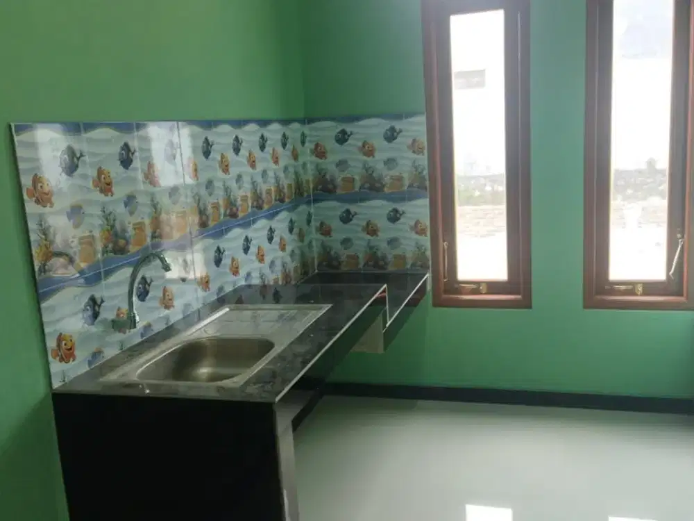 dijual rumah hunian 2 kamar tidur dan 1 kamar mandi lokasi strategis dekat jalan raya