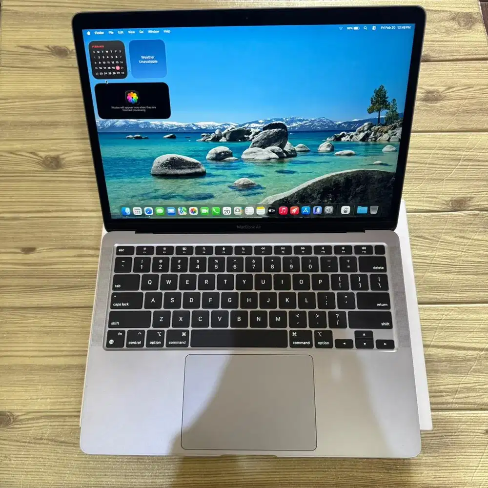 Macbook air M1 8/256gb Fullset  Bisa COD