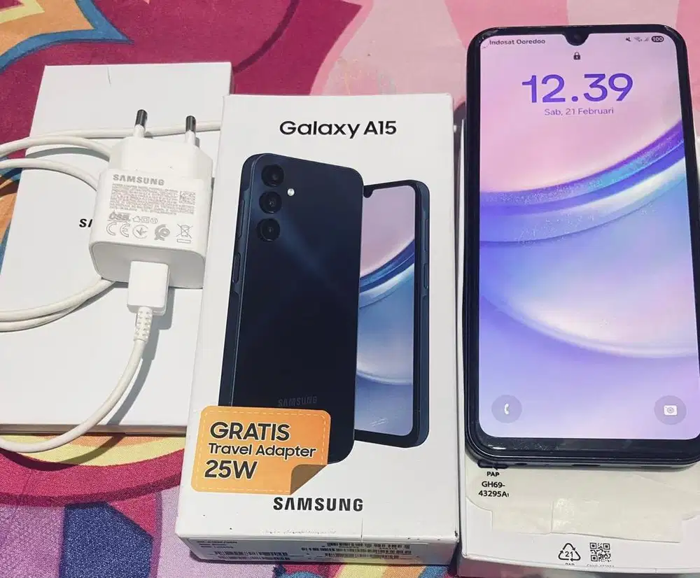 dijual cepat samsung a15 . 8/256 . minus pemakaian .