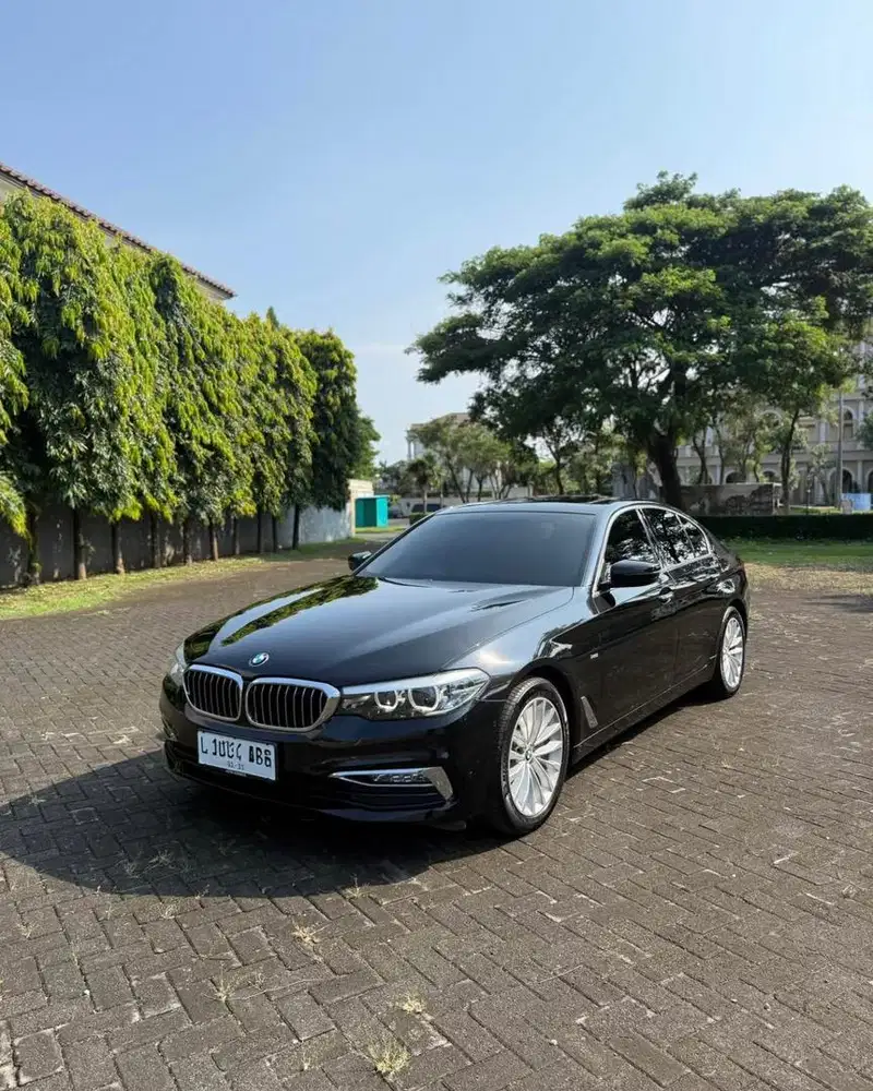BMW 530i G30 CBU L Tgn 1