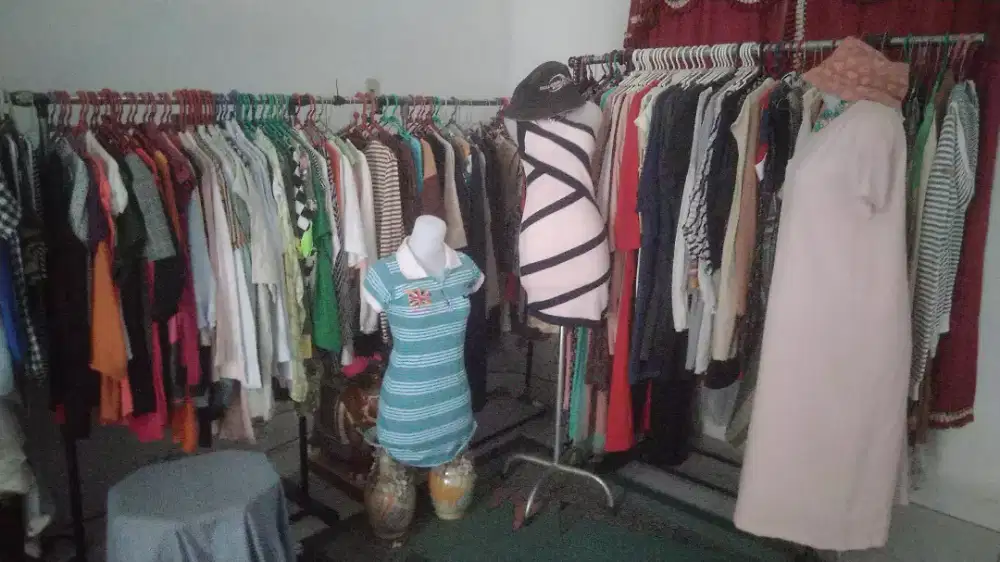 baju bekas olshop mau pindahan