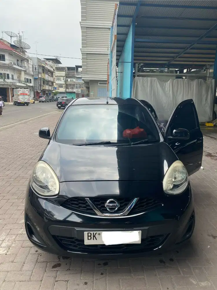 Nissan March 2016 Bensin